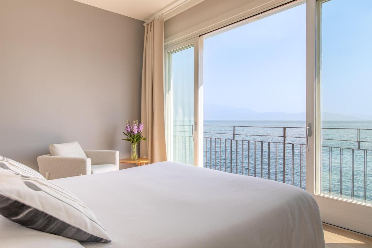 Luxury Lake View Apartments ซาโล ภายนอก รูปภาพ