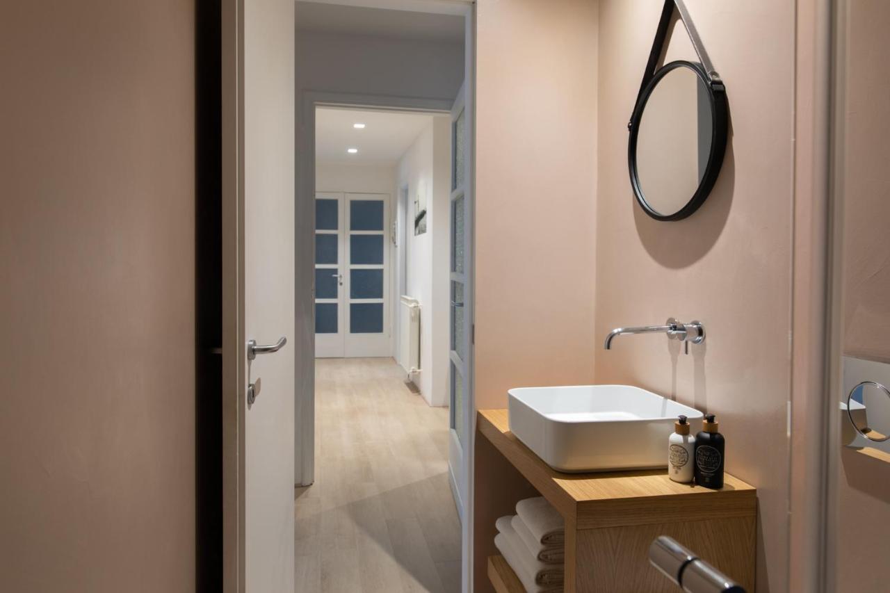 Luxury Lake View Apartments ซาโล ภายนอก รูปภาพ