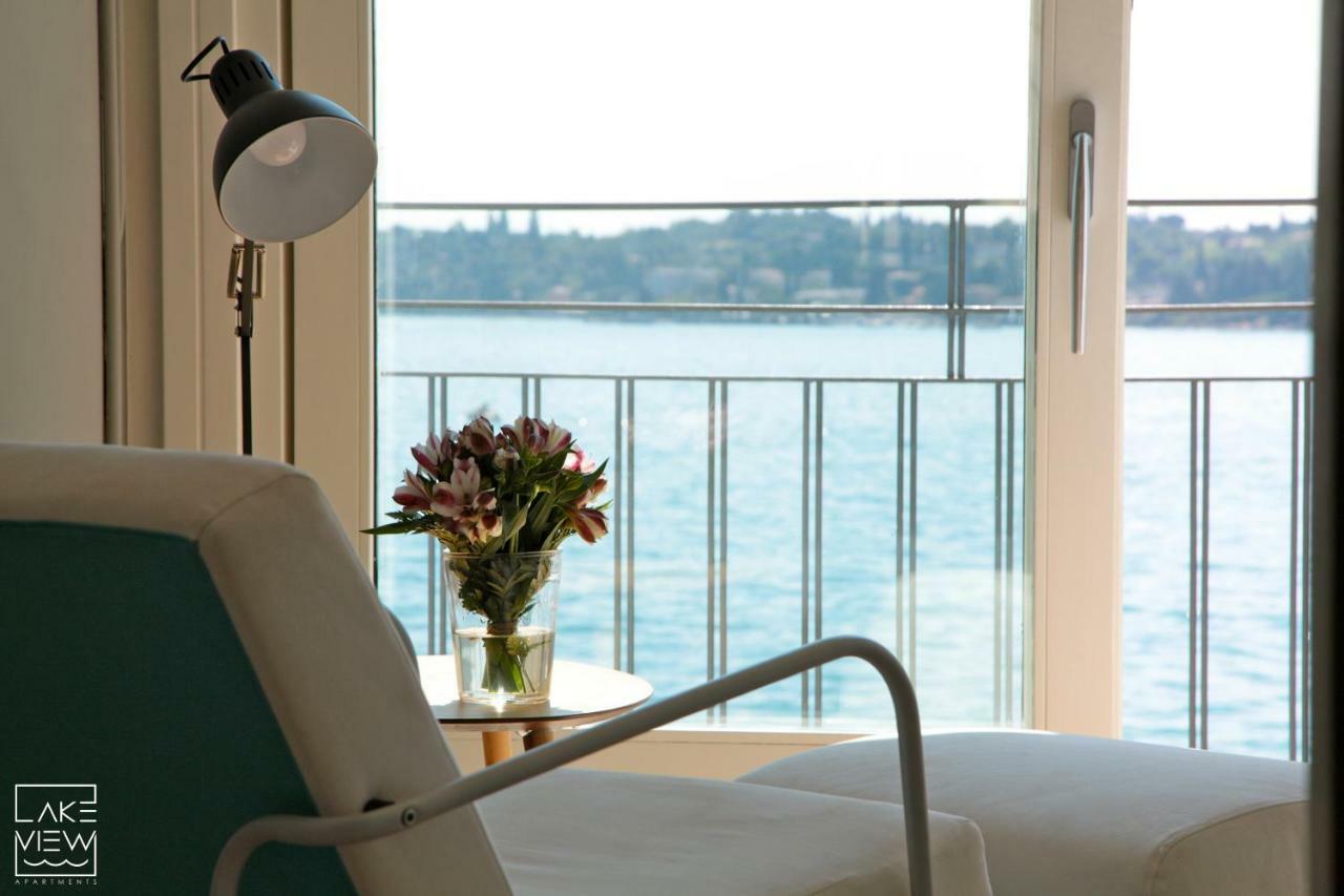Luxury Lake View Apartments ซาโล ภายนอก รูปภาพ