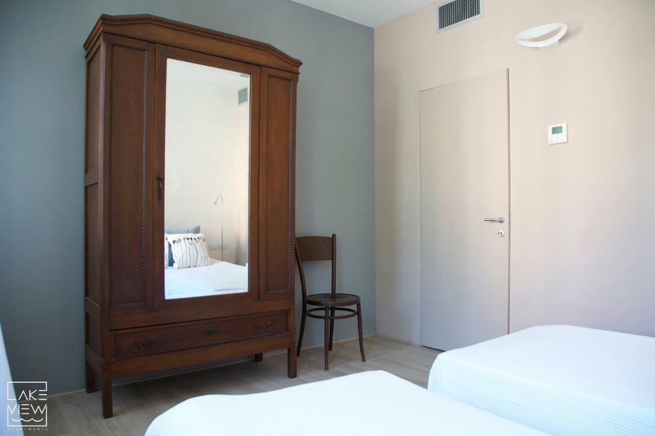 Luxury Lake View Apartments ซาโล ภายนอก รูปภาพ